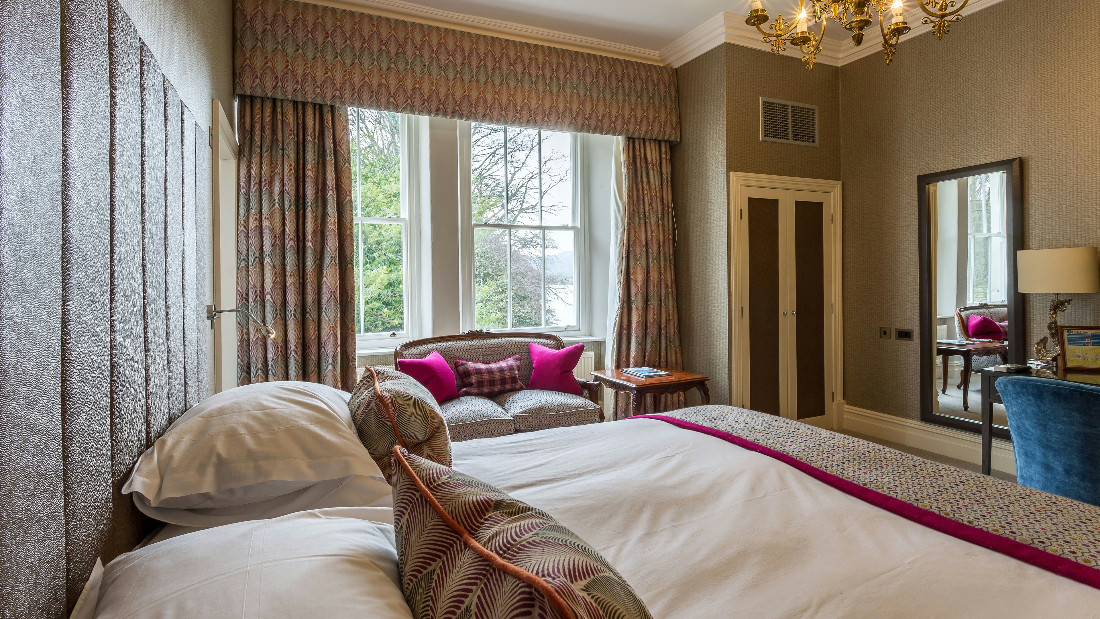 Storrs Hall Hotel 4/49