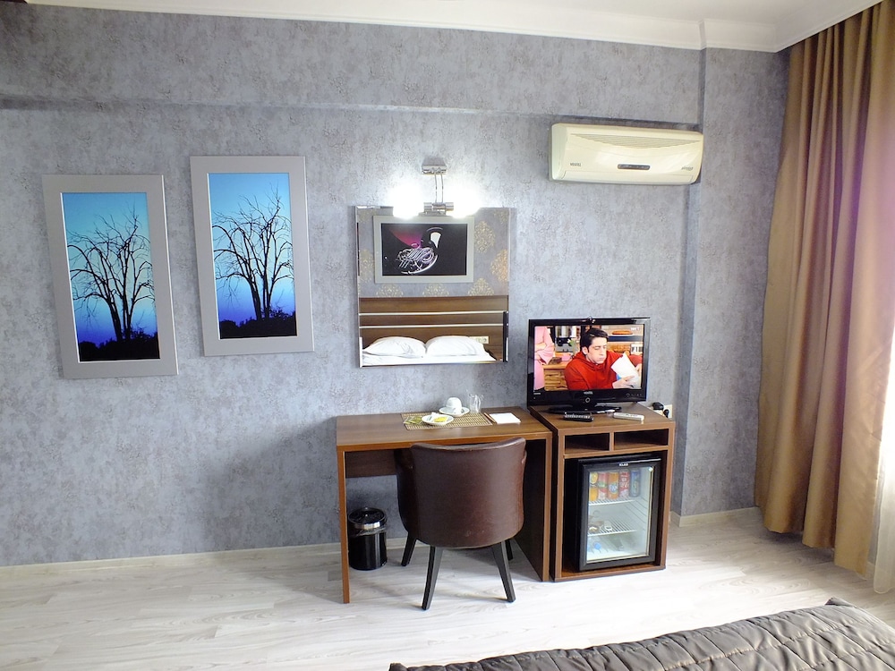Lifos Hotel 42/48