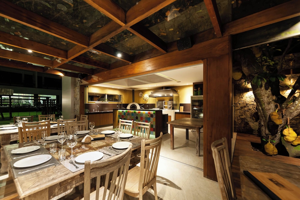 Hotel Pontal de Ubu 36/48