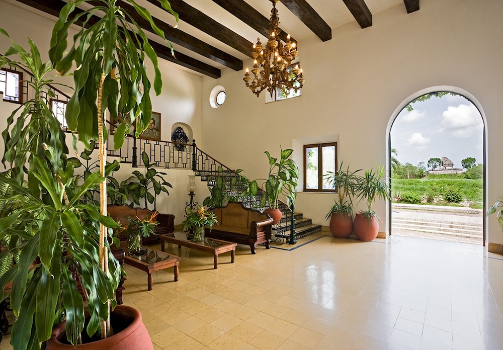 Mayaland Hotel And Bungalows 23/50