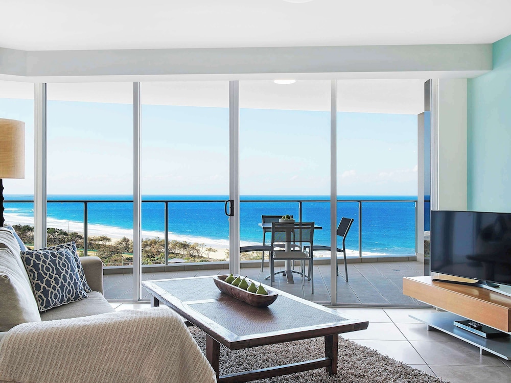 THE SEBEL MAROOCHYDORE 32/72