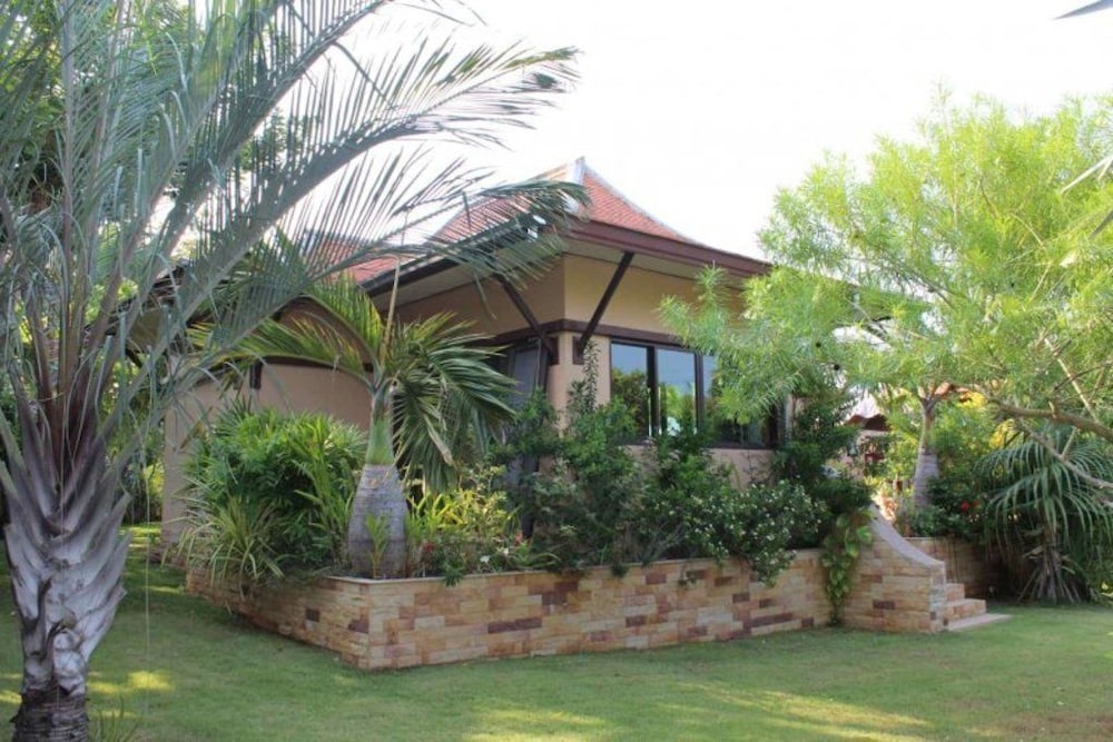 Malee Garden 43/48