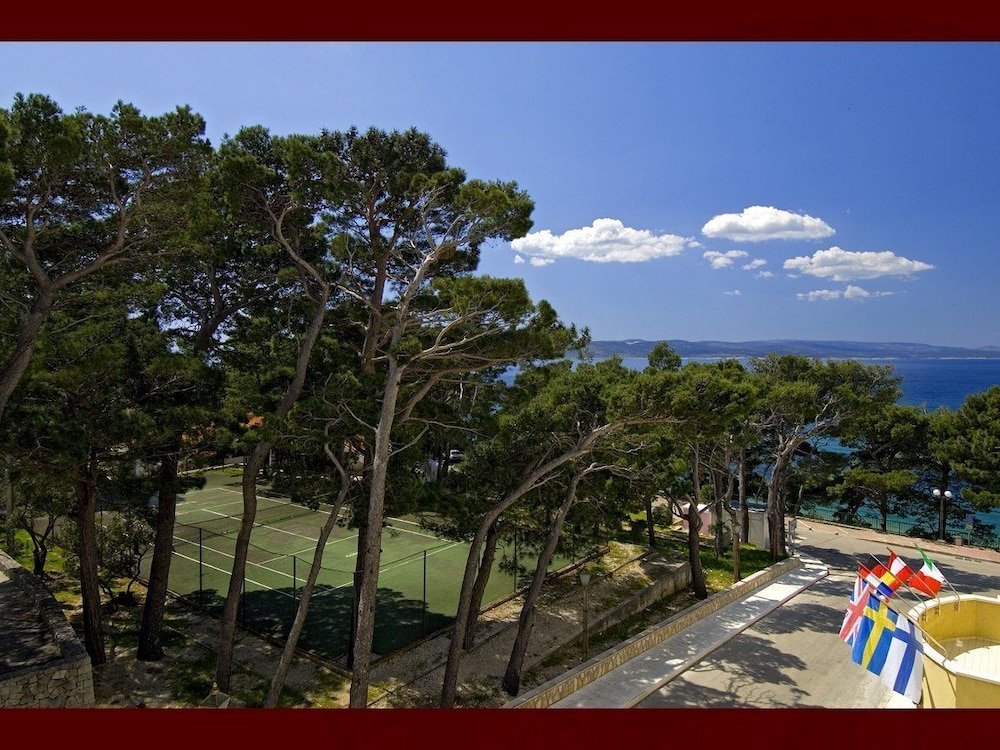Hotel Villa Bacchus 39/50