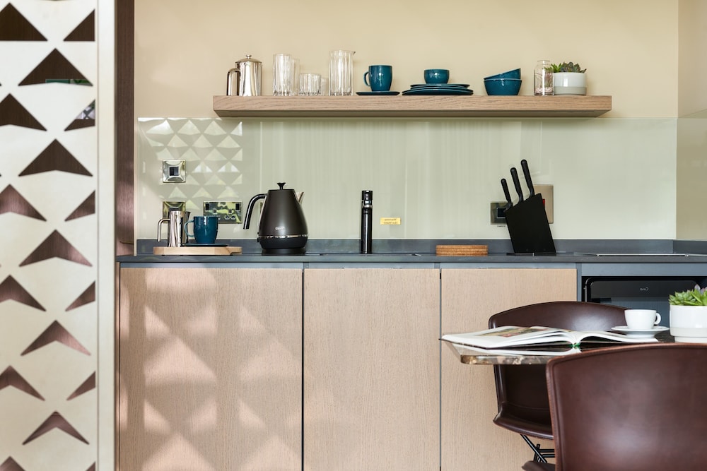 Herbert Park Residence and Park Residence 57/64