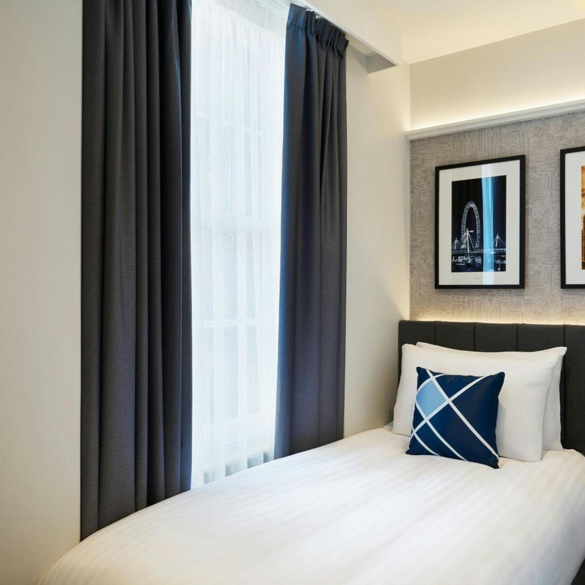 Efficiency, Single, Single Bed