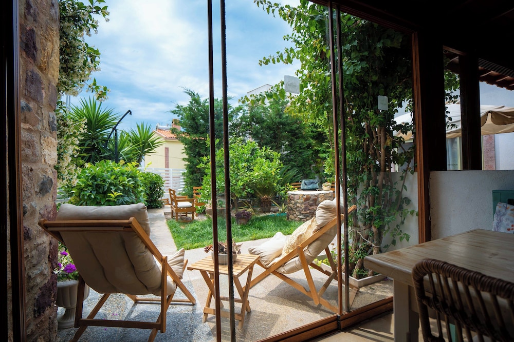 Cunda Tas Otel by Taze 28/50