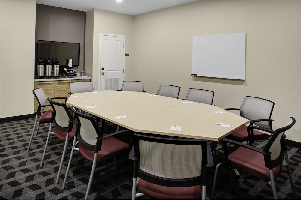 TownePlace Suites Albany 23/24