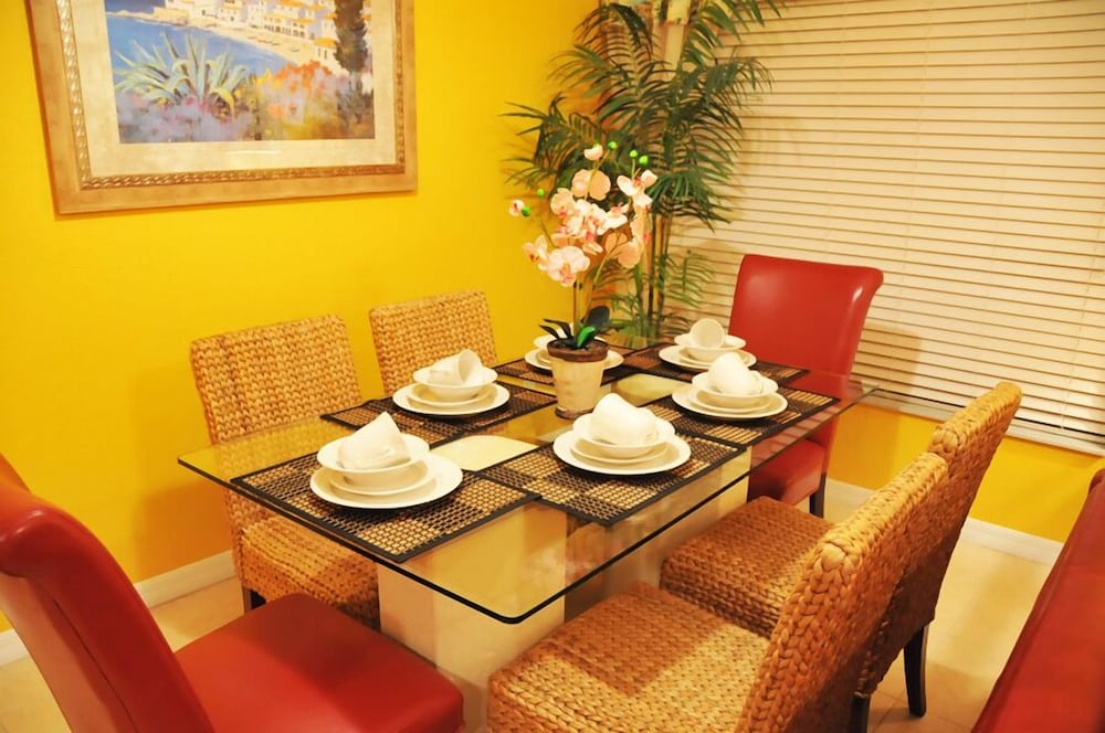 Coral Cay Resort 50/50