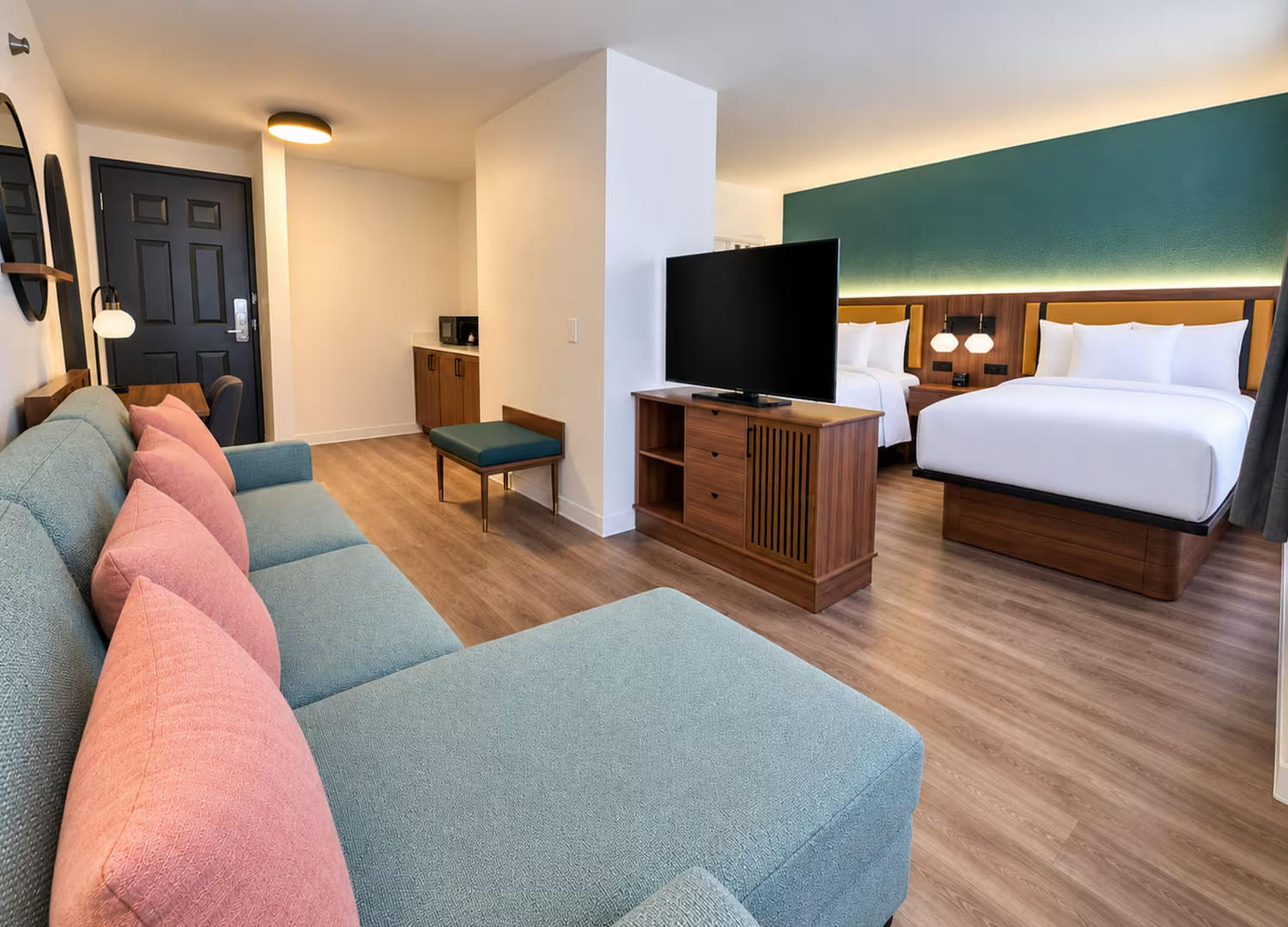 La Quinta Inn & Suites by Wyndham Auburn Hills/Detroit 11/16