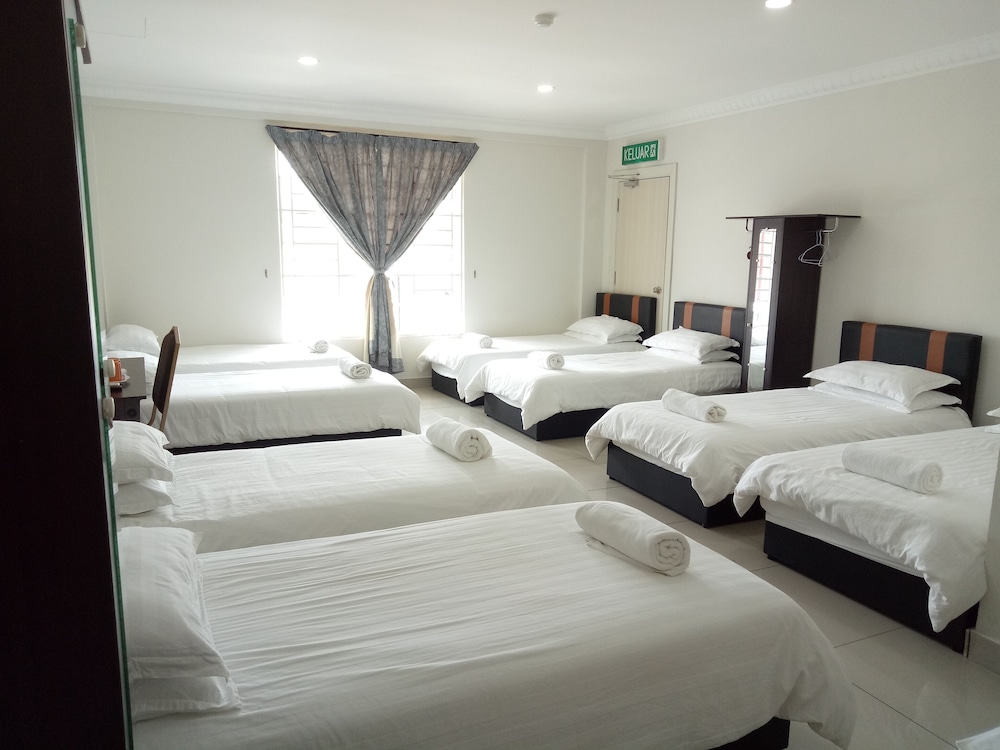 Hotel Mutiara KGMMB by ZUZU 26/53
