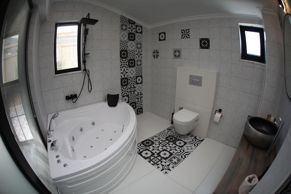 Afilli Kosk Butik Otel 33/34