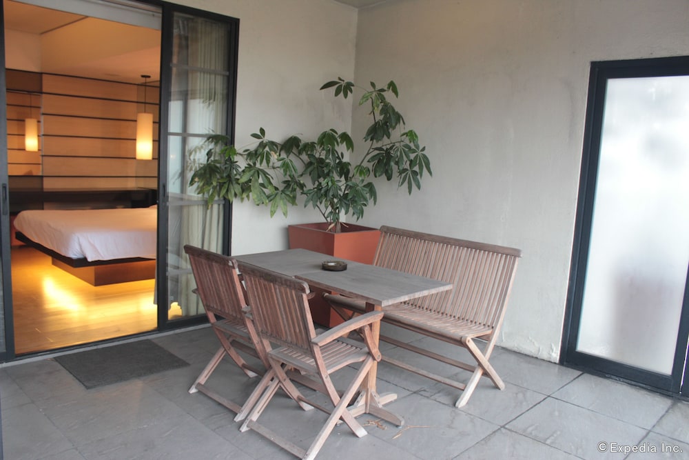 Soleste Suites 55/70