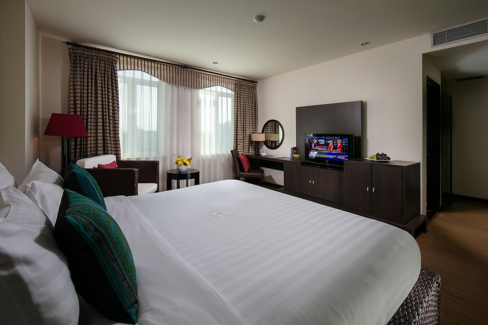 Anise Hotel 24/70