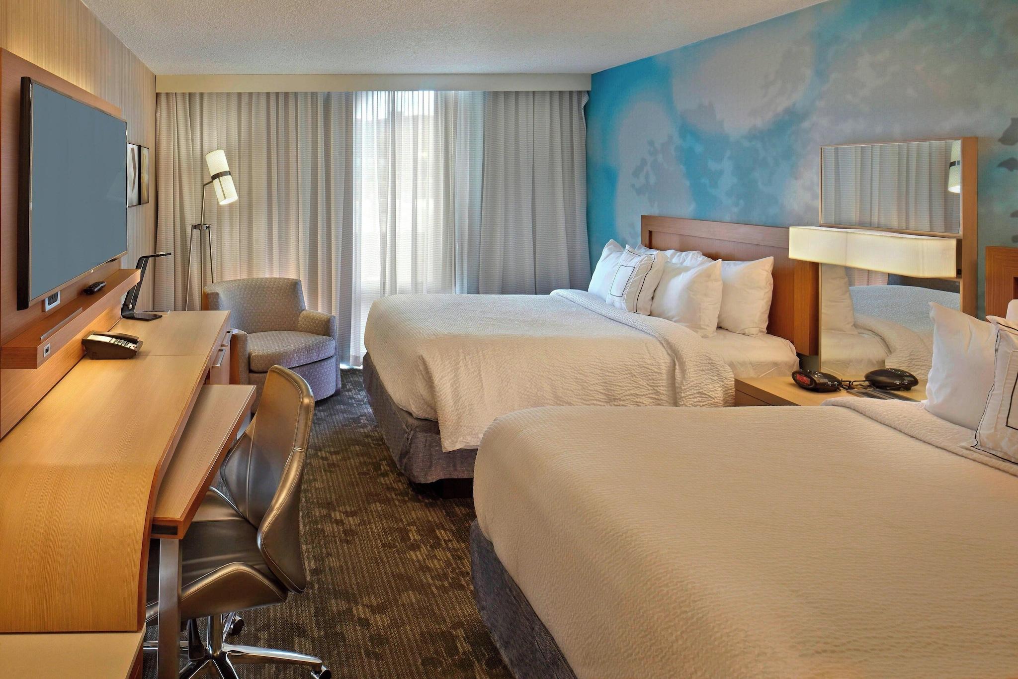 Room at Courtyard Marriott Philadelphia City Avenue Ex Crowne Plaza Philadelphia West Main Line, PHILADELPHIA - PA
