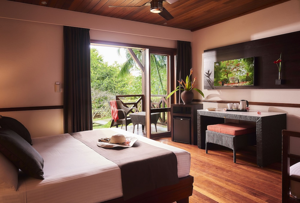 Iloha Seaview Hotel 43/68