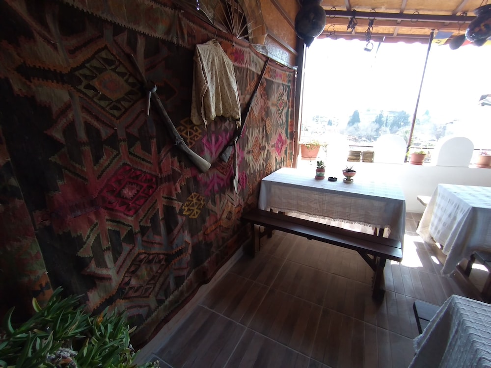 Anz Guesthouse 18/50