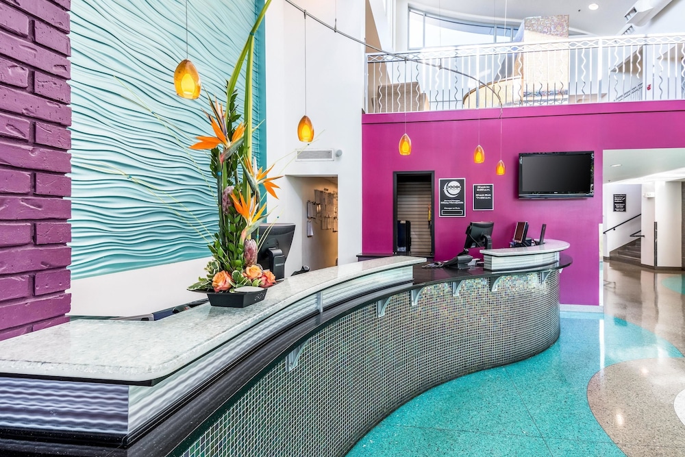Oasis Hotel & Conv. Center, Ascend Hotel Collection 9/38