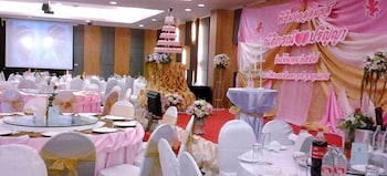Mantra Varee Hotel 27/47