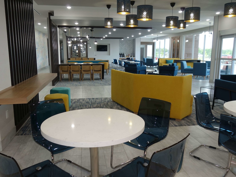 La Quinta Inn & Suites By Wyndham San Antonio Alamo City 41/49
