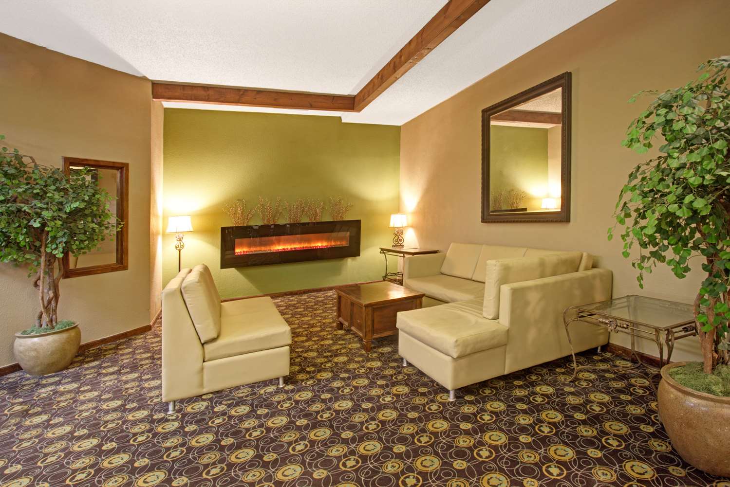Super 8 by Wyndham Wheatridge/Denver West 13/24