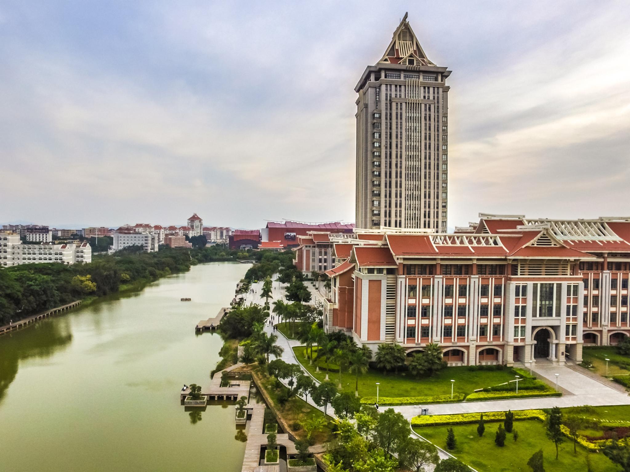 Home Inn (Xiamen Jimei University) 6/38