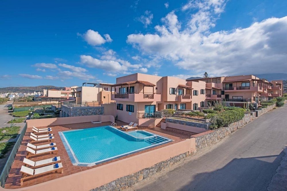 Koutrakis Suites by Estia 46/50