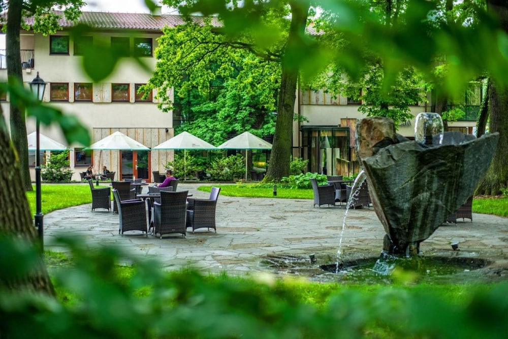 Farmona Hotel Business and Spa 56/61