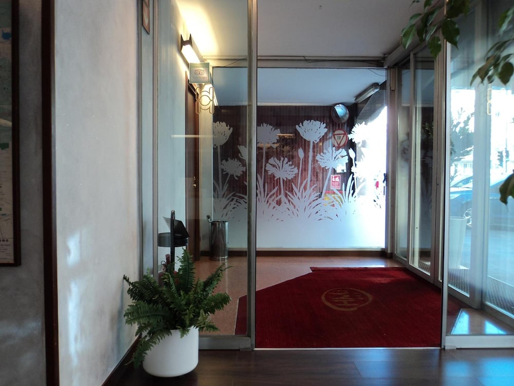 Hotel Molise 2 8/64