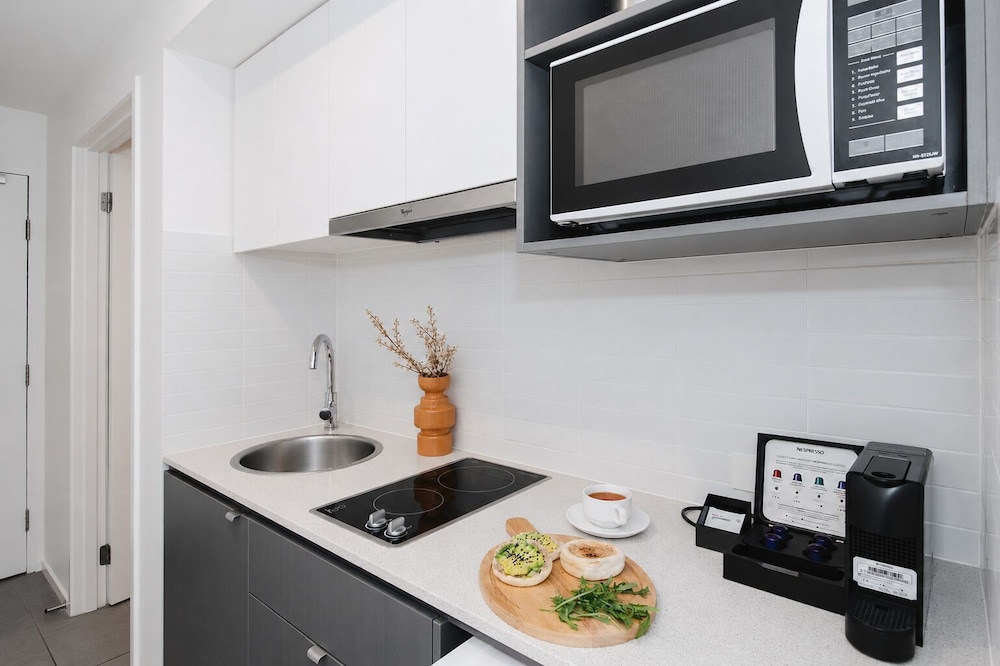 Punthill Oakleigh 7/50