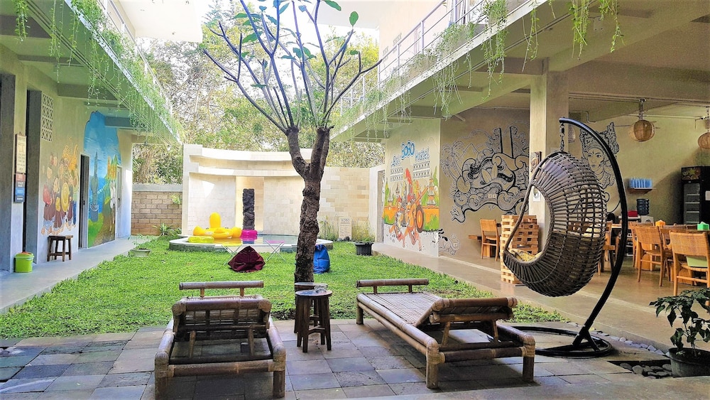 Bali Bobo Hostel 16/42
