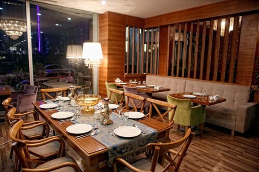 Asia Artemis Suite 37/50