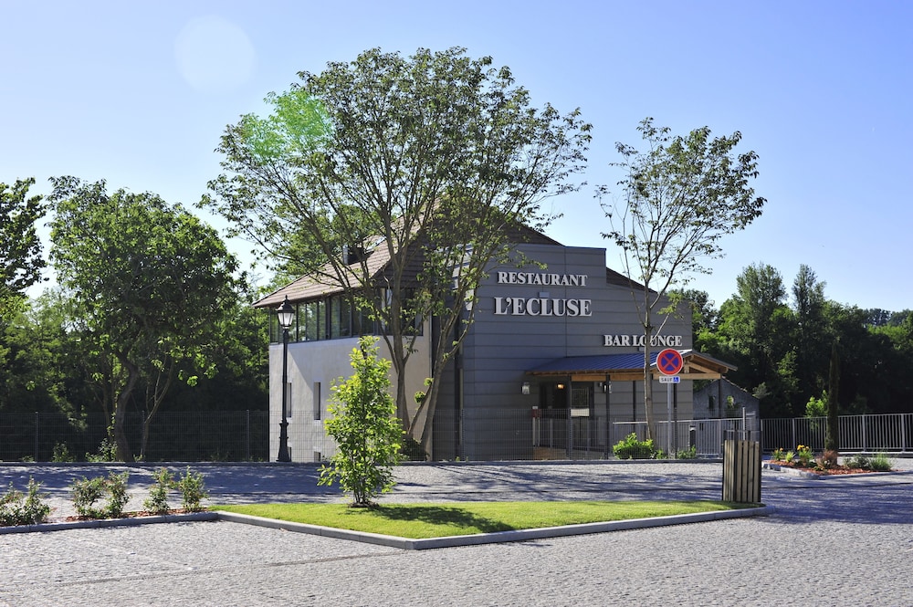 Hotel Mercure Villeneuve sur Lot Moulin de Madame 35/48