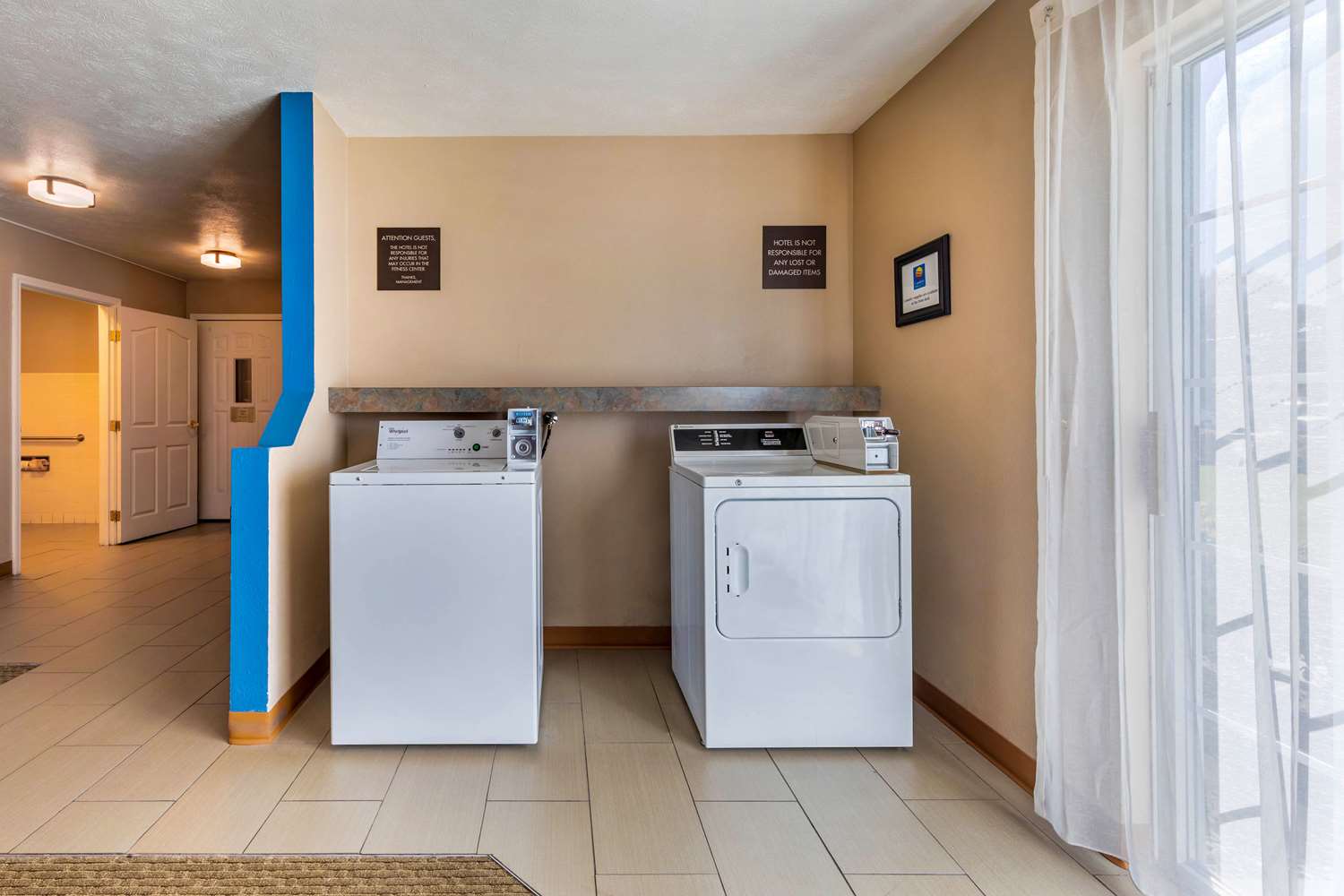 Comfort Inn & Suites Lancaster Antelope Valley 7/40