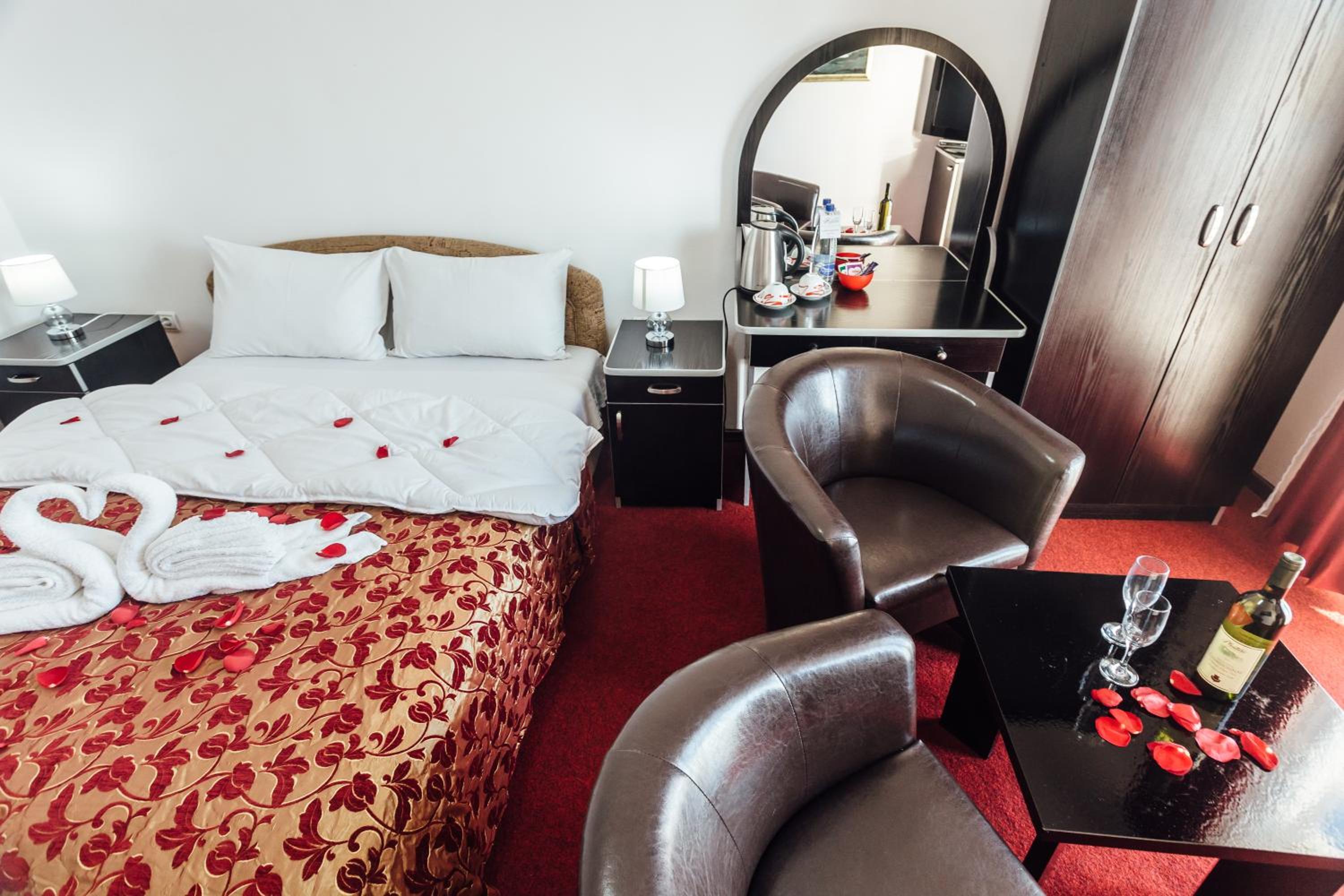غرفة سوبيريور بسرير مزدوج بإطلالة على البحر، Azzurro Hotel Bijela, Herceg Novi 9/10