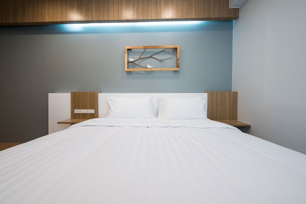Deluxe, Double Bed
