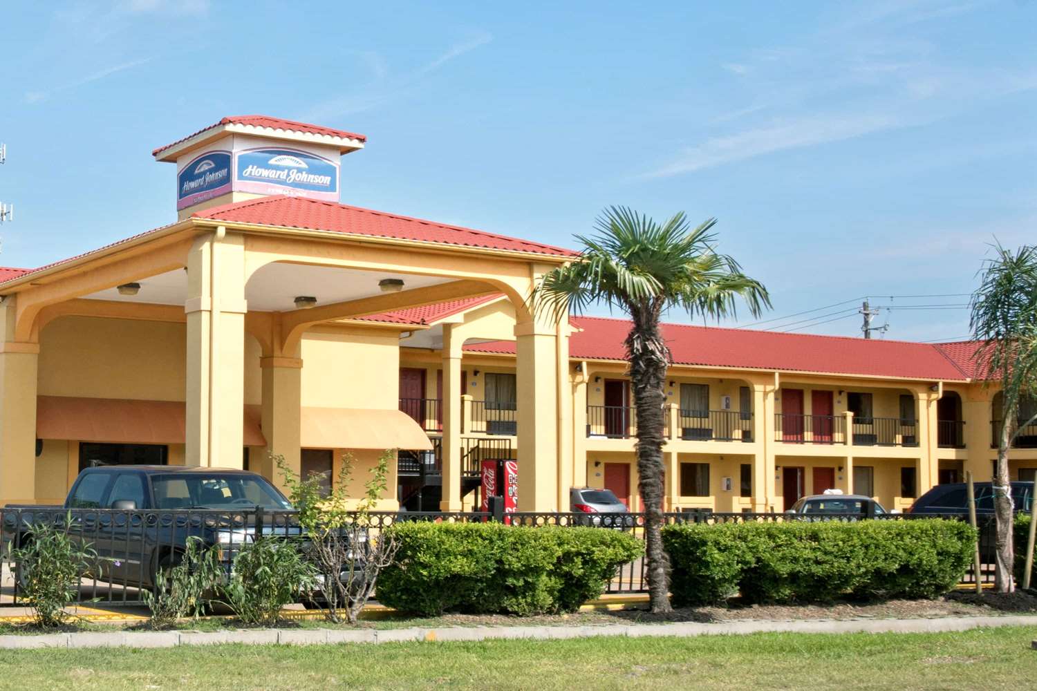 Howard Johnson by Wyndham Houston Heights/Downtown 2/23