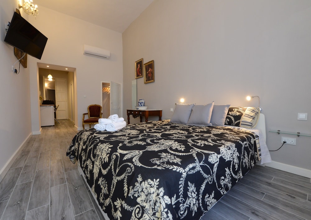 Paulos Valletta 20/50