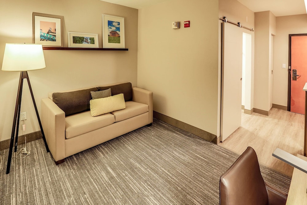 Country Inn & Suites By Radisson Nashville Airport TN 49/70