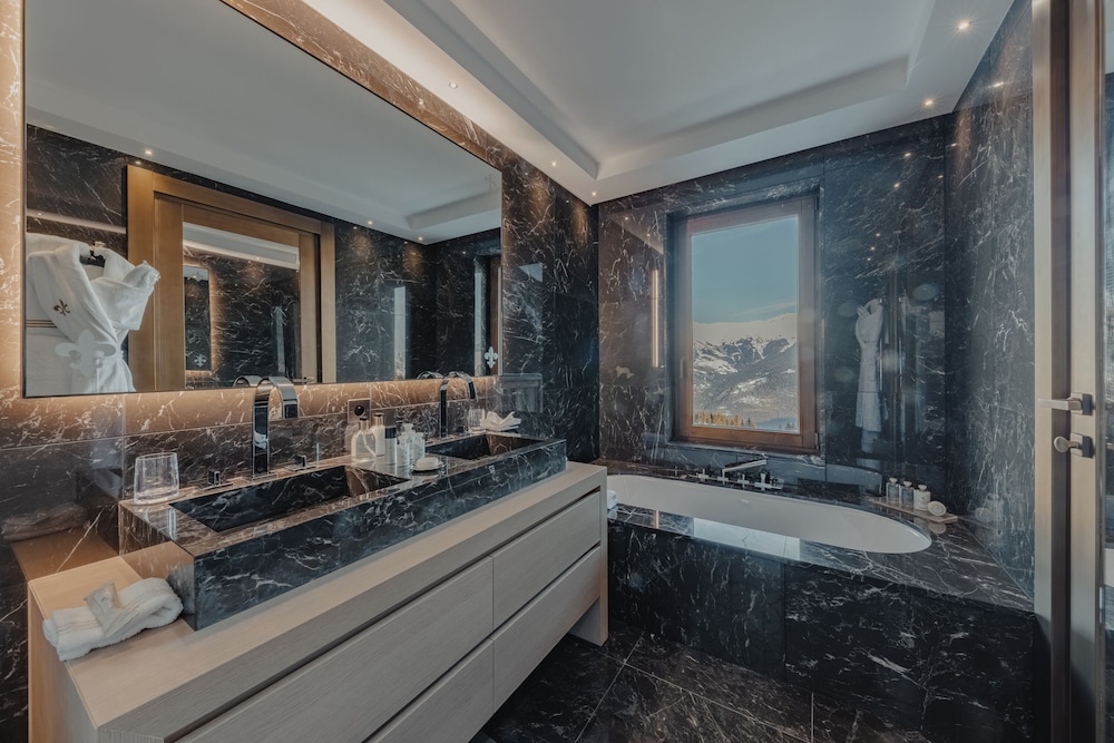 Ultima Courchevel Belvedere 47/50