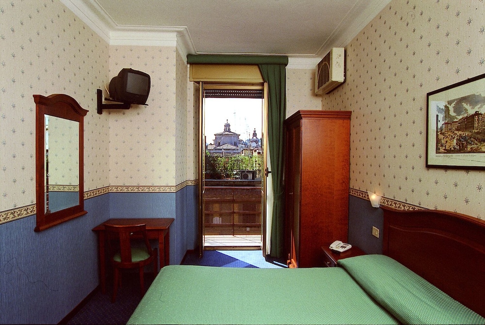 Adriatic Hotel 30/43