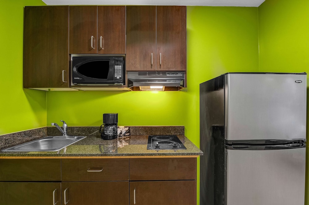 Studio 6 Extended Stay - Atlanta, GA - Chamblee 39/43