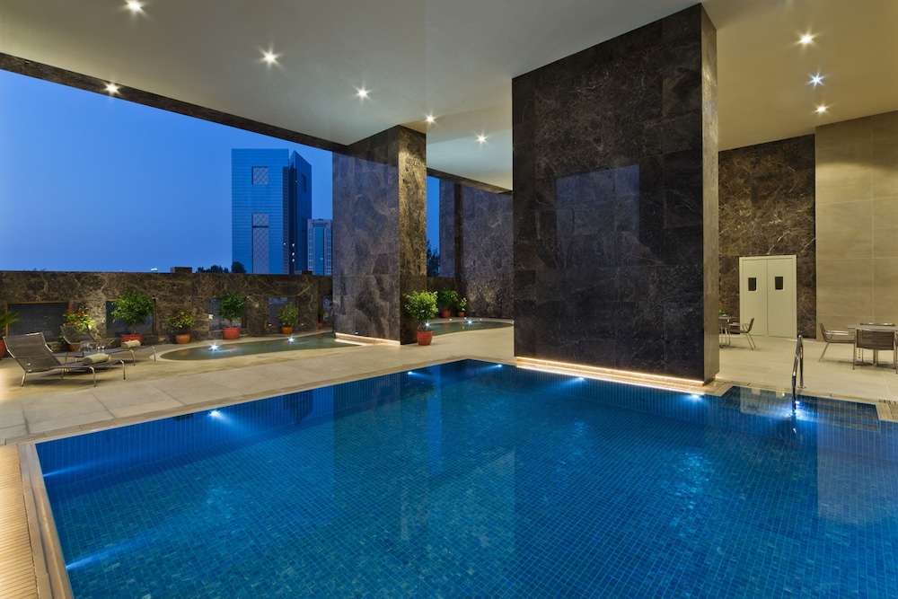 Voco Doha West Bay Suites in DOHA
