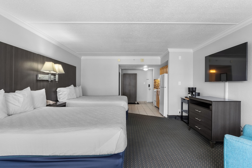 STANDARD, 2 QUEEN BEDS, OCEAN FRONT, KITCHENETTE