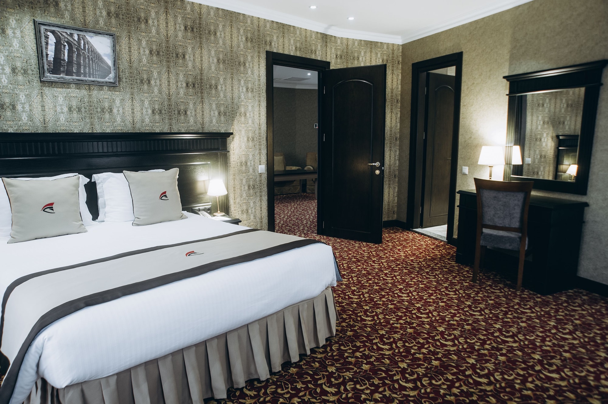 Executive Suite: