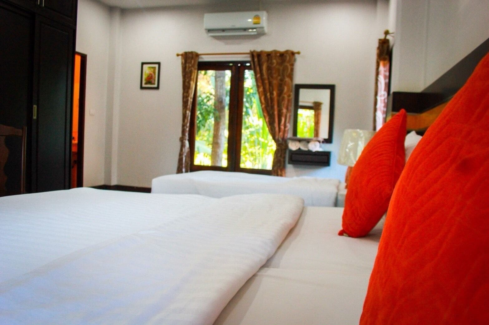 غرفة عائلية بسريرين مزدوجين تُحدَّد عند الوصول، Phutien Resort 2/3