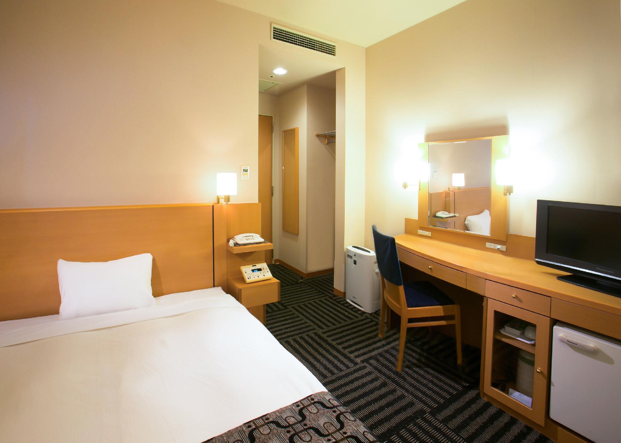 Semi Room, Standard, Single, Semi Double Bed
