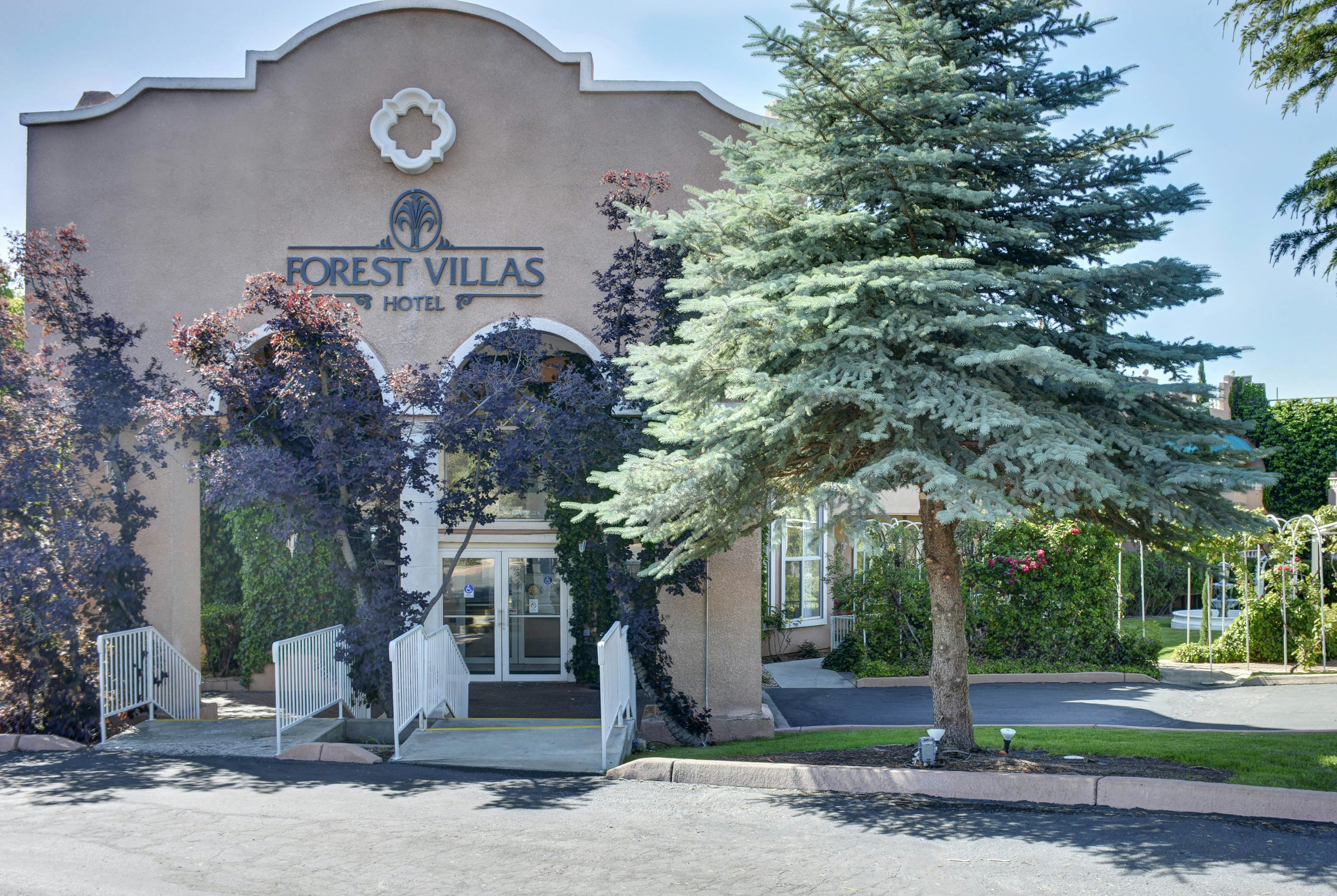 Forest Villas Hotel - Prescott 2/29