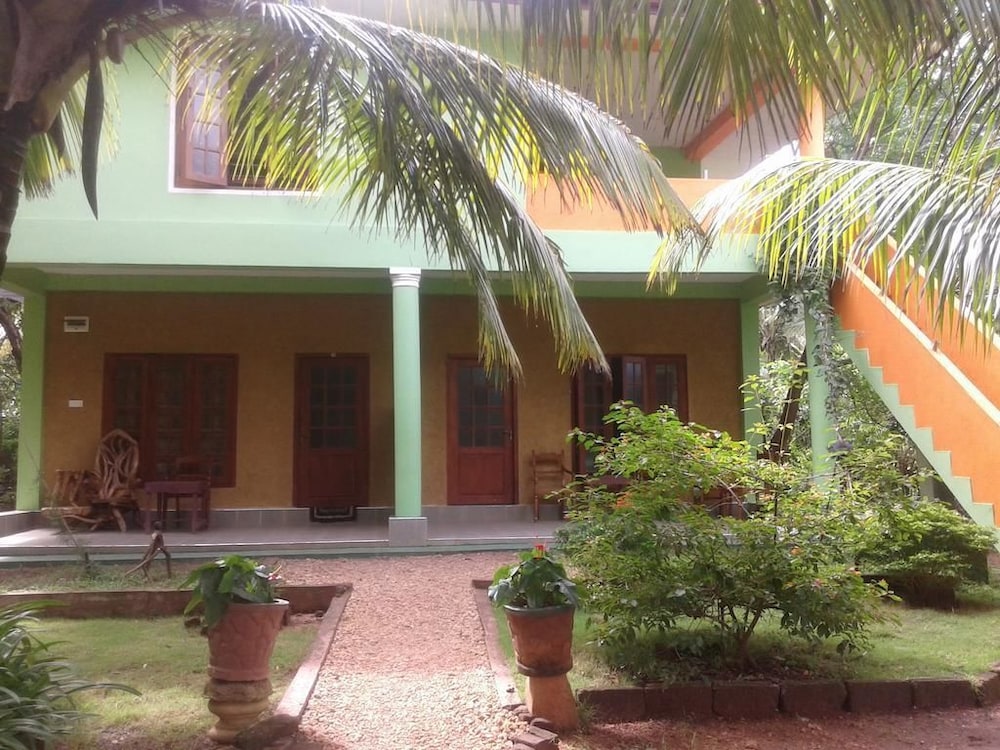 Suwanila Rest 8/10
