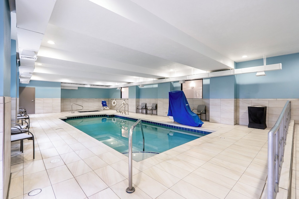 swimming pool spa
