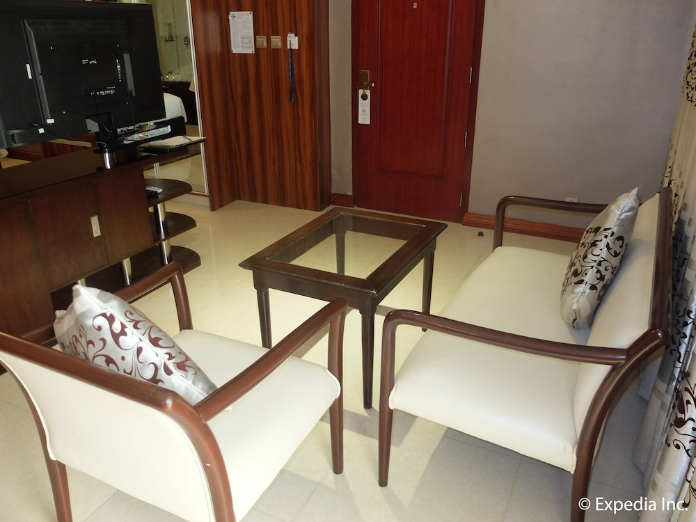 Central Park Tower Resort 55/71